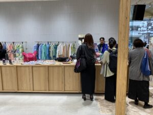 ヘラルボニーの旗艦店